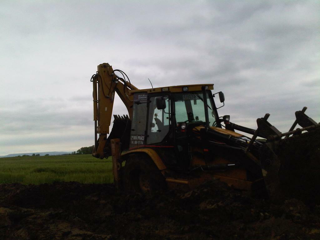 Re: New Holland LB115.B
