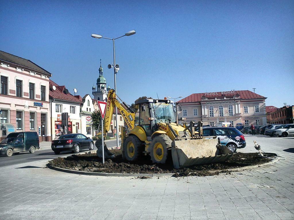 Re: New Holland LB115.B
