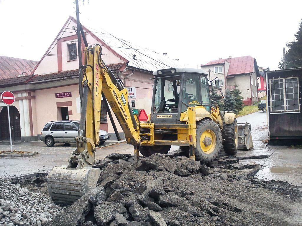 Re: New Holland LB115.B