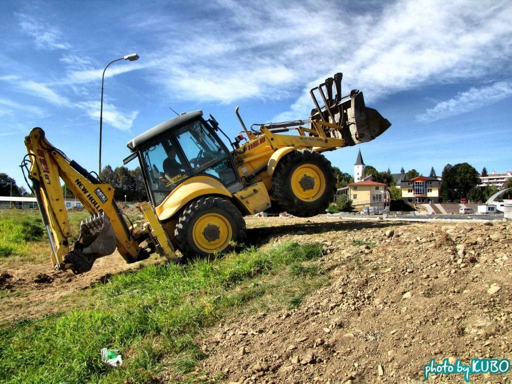 Re: New Holland LB115.B