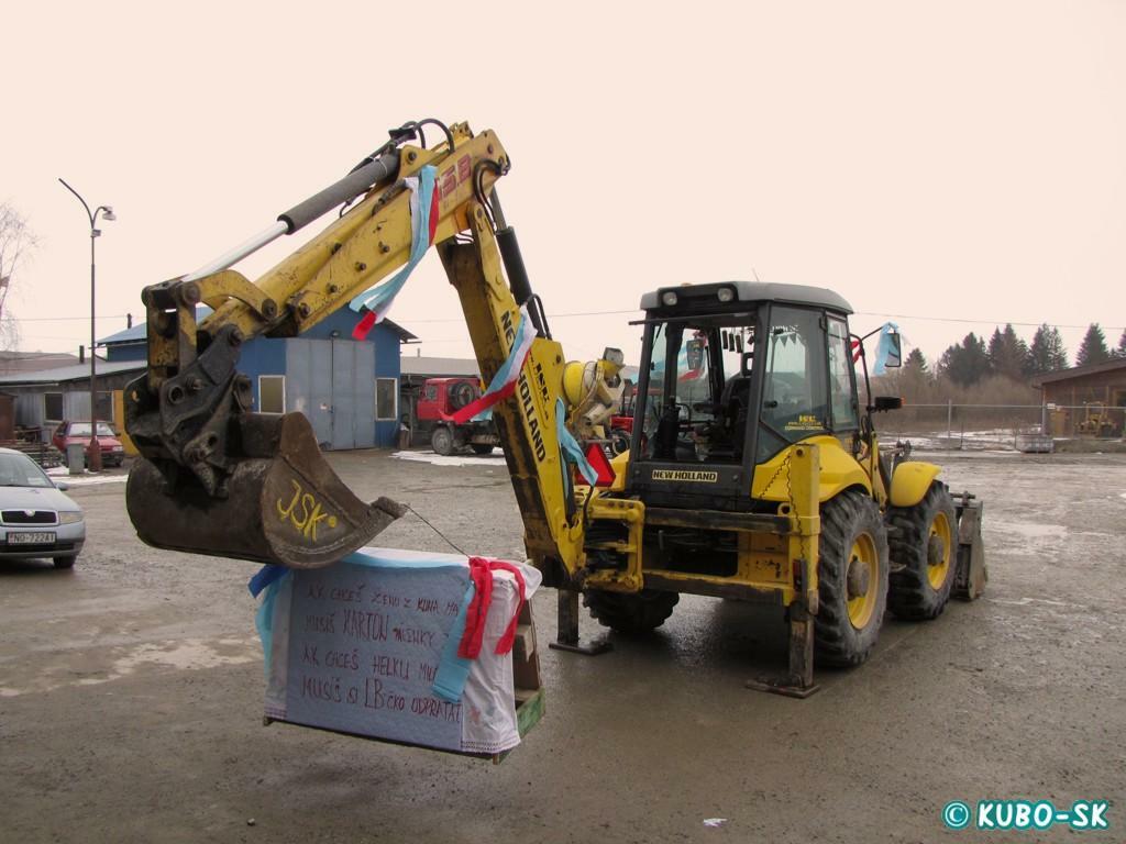 Re: New Holland LB115.B