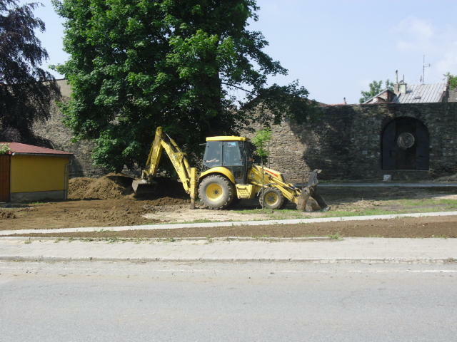 Re: New Holland LB115.B