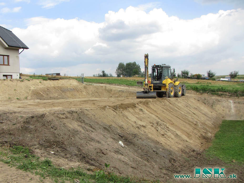 Re: New Holland LB115.B
