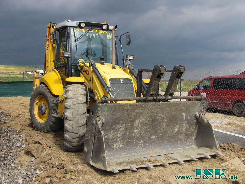Re: New Holland LB115.B