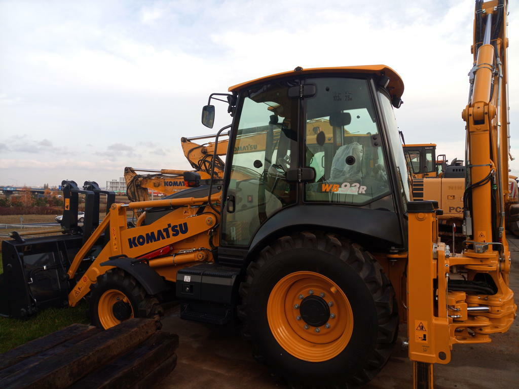 Re: Novy Komatsu 