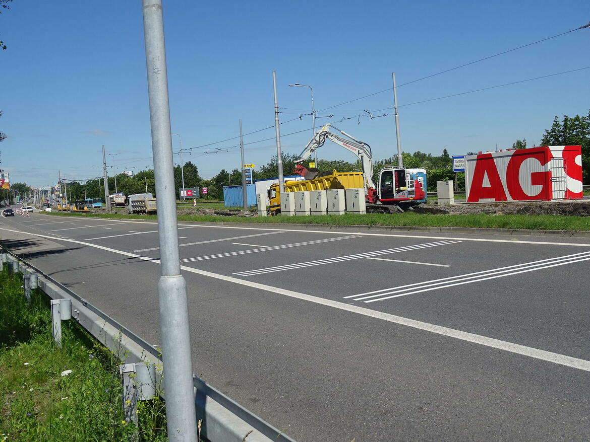 Re: Pásová a kolová rypadla