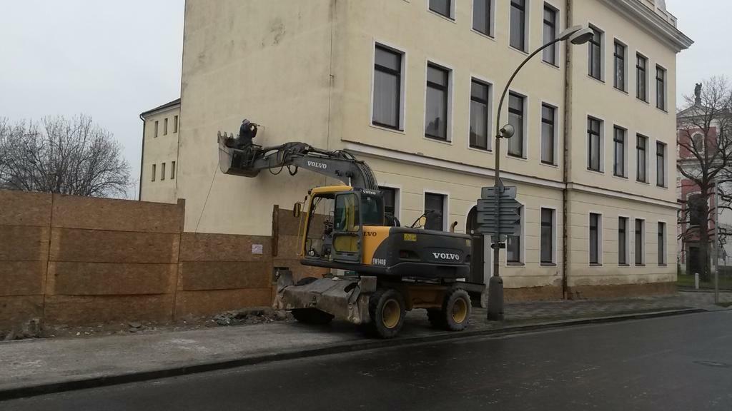 Re: Pásová a kolová rypadla