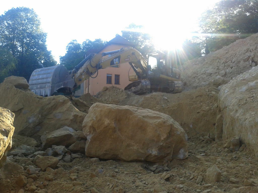 Re: Pásová a kolová rypadla