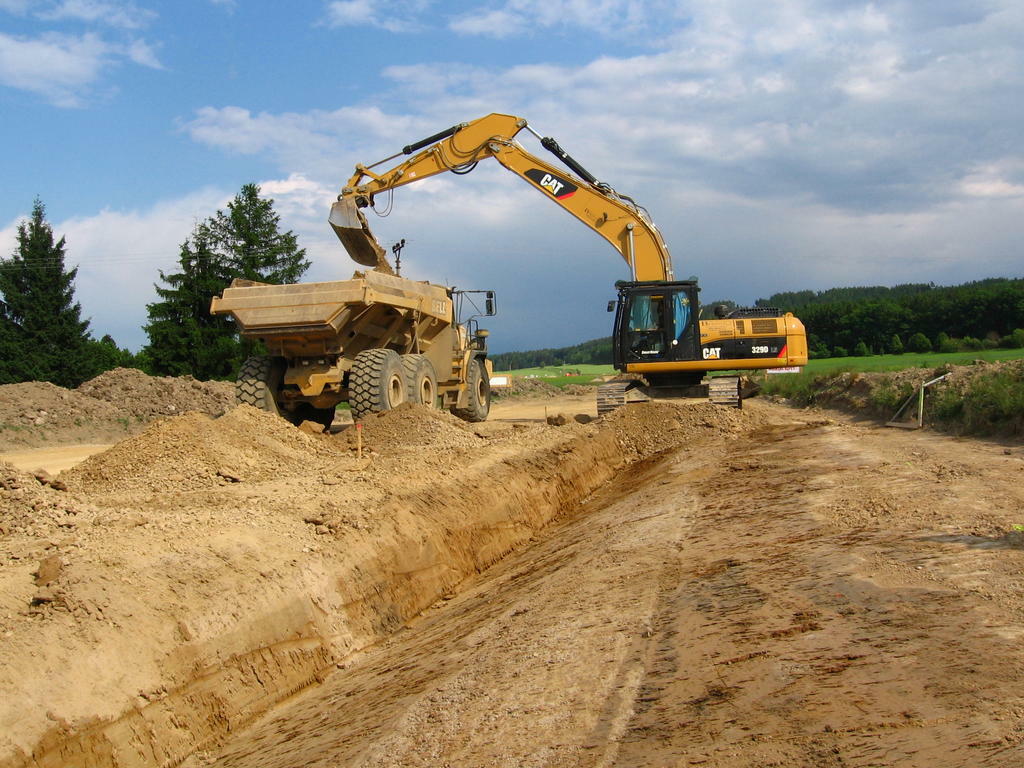 CAT 329D a Bell