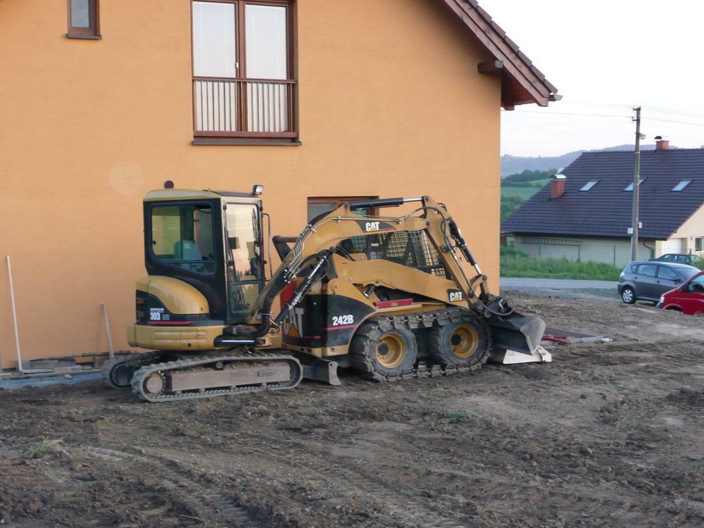 Re: Pasove nakladace - mate nekdo CAT 297c nebo...