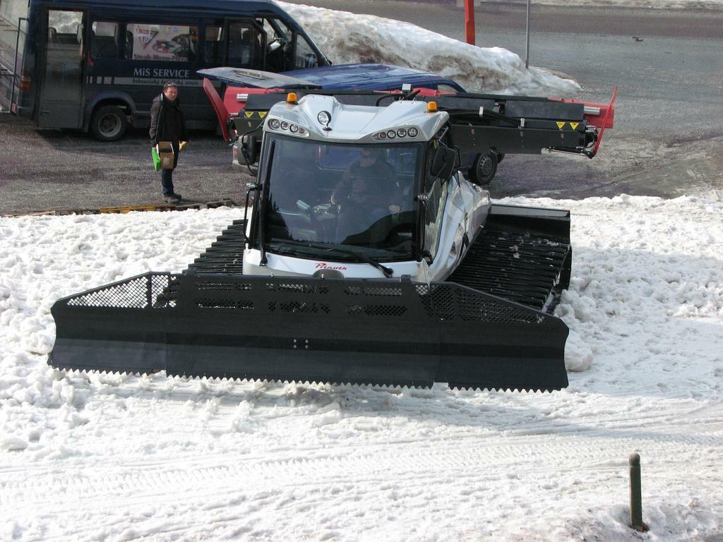 Re: Pisten bully 