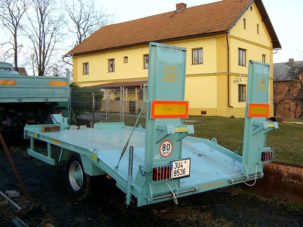 Re: Přeprava techniky na přepravníku do 30kmh b...