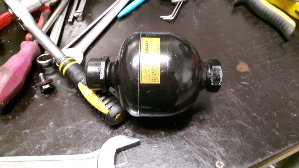 Re: Problém s hydraulikou Schaeff HR-12