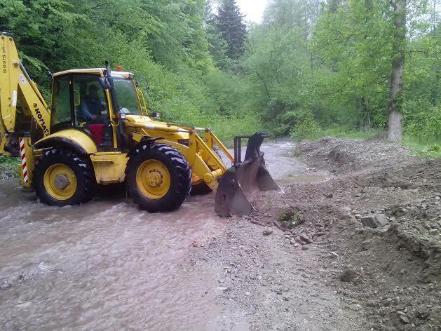 Re: servis komatsu