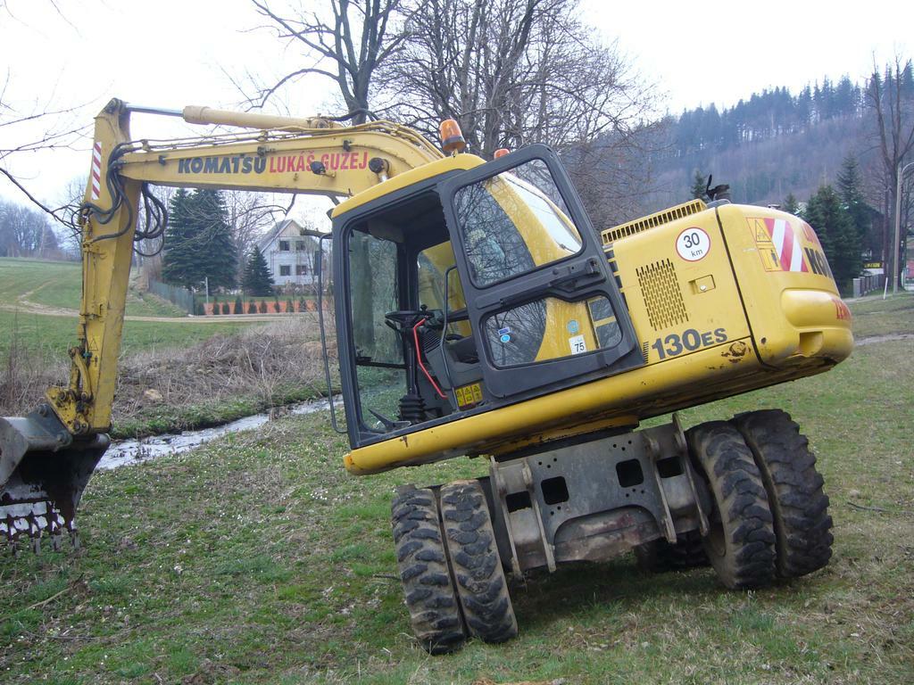 Re: servis komatsu