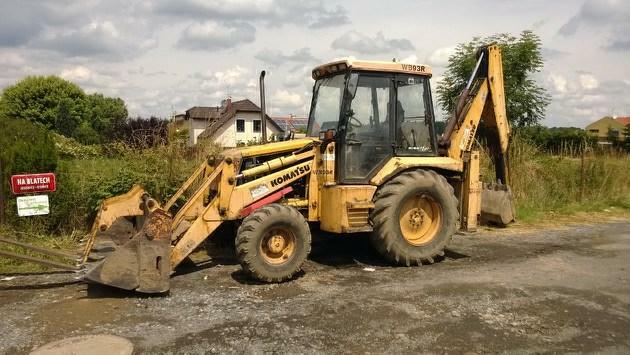 Re: stroje komatsu