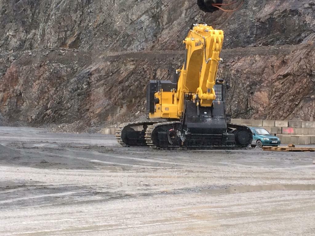 Re: stroje komatsu