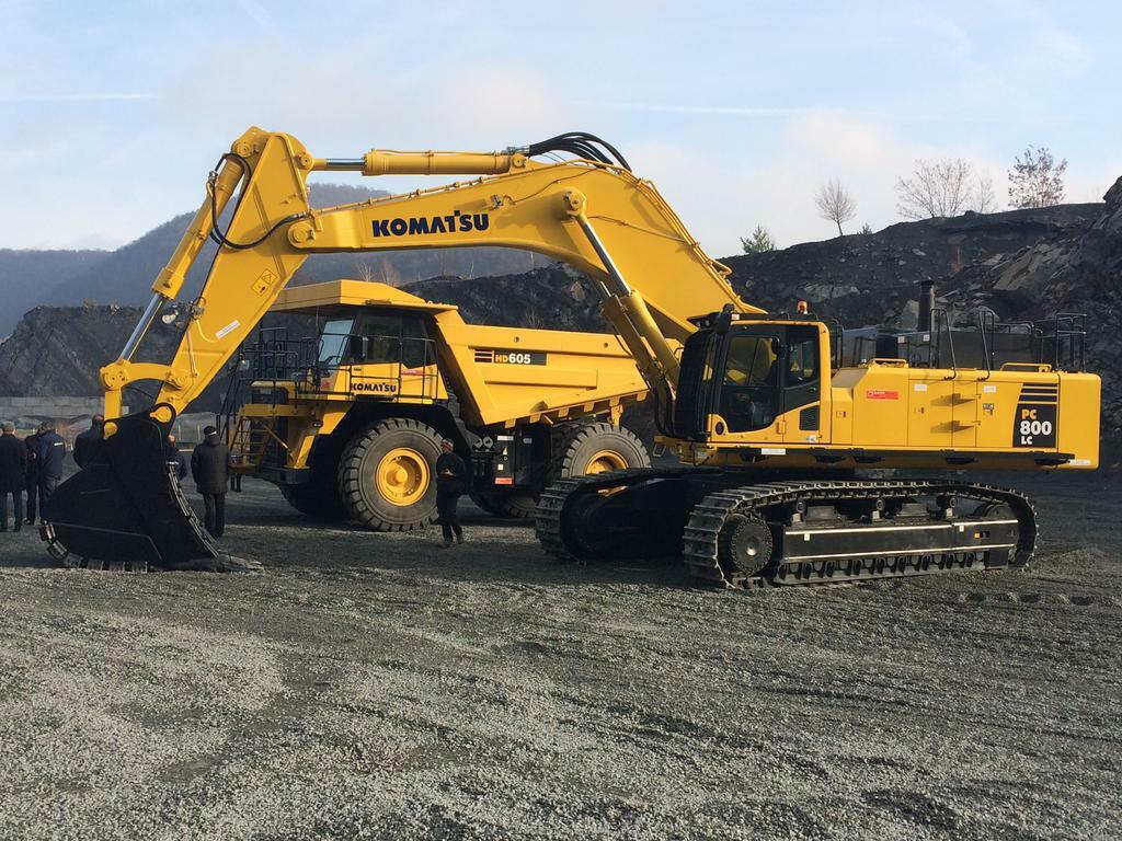 Re: stroje komatsu
