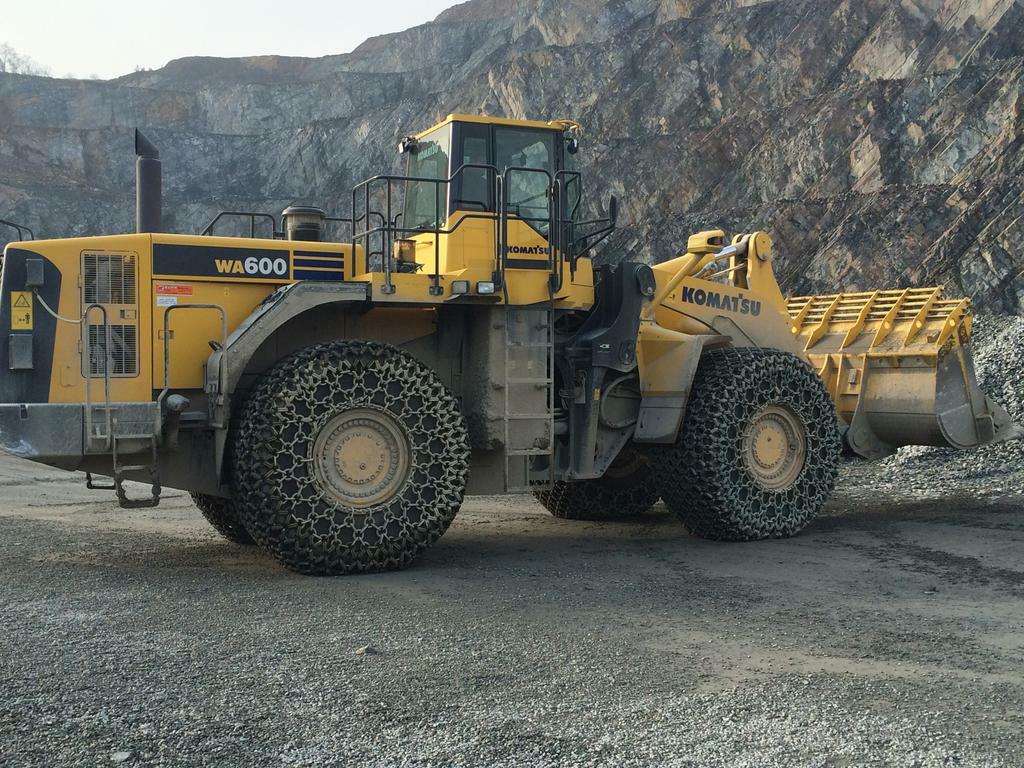 Re: stroje komatsu