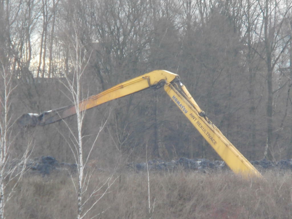 Re: stroje komatsu