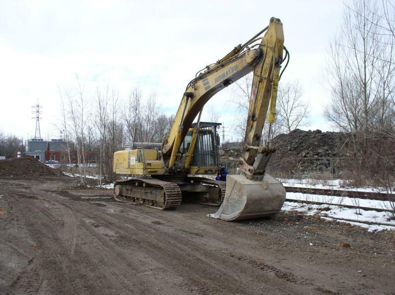 Re: stroje komatsu
