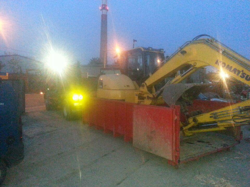Re: stroje komatsu
