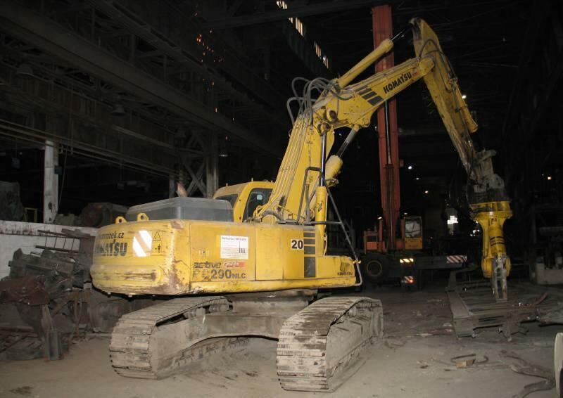 Re: stroje komatsu