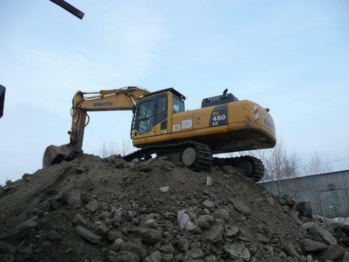 Re: stroje komatsu
