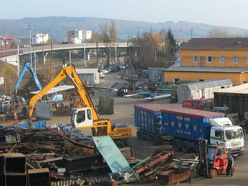 Re: stroje pro zpracování a překládku šrotu