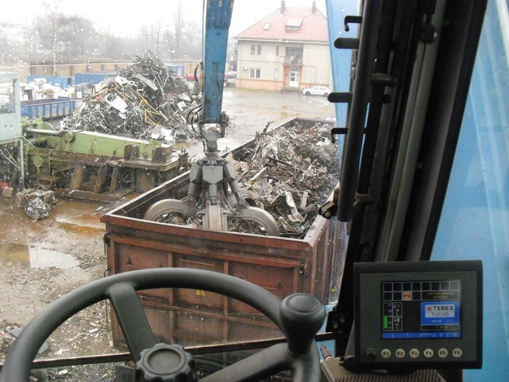 Re: stroje pro zpracování a překládku šrotu