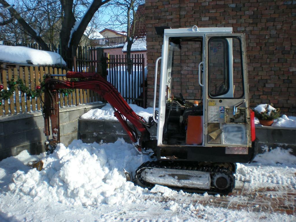 takeuchi 15