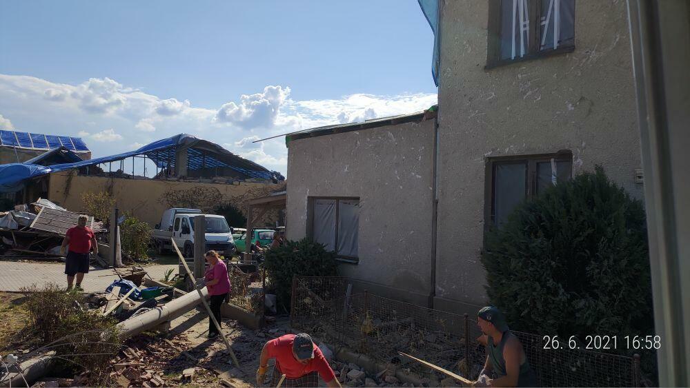 Re: Tornádo na Břeclavsku a Hodonínsku