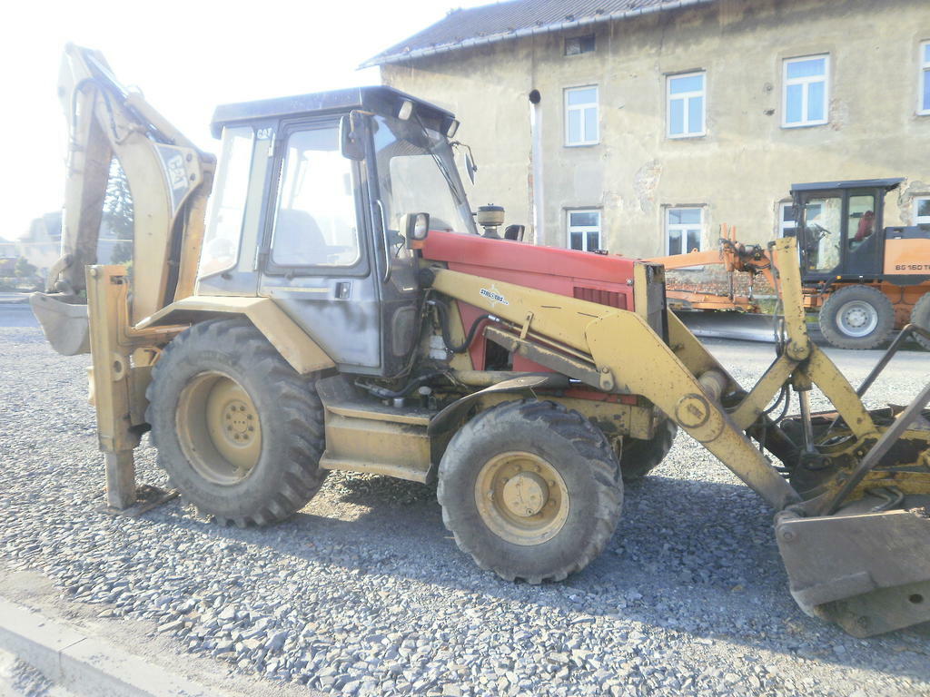 Re: Traktorbagr CAT