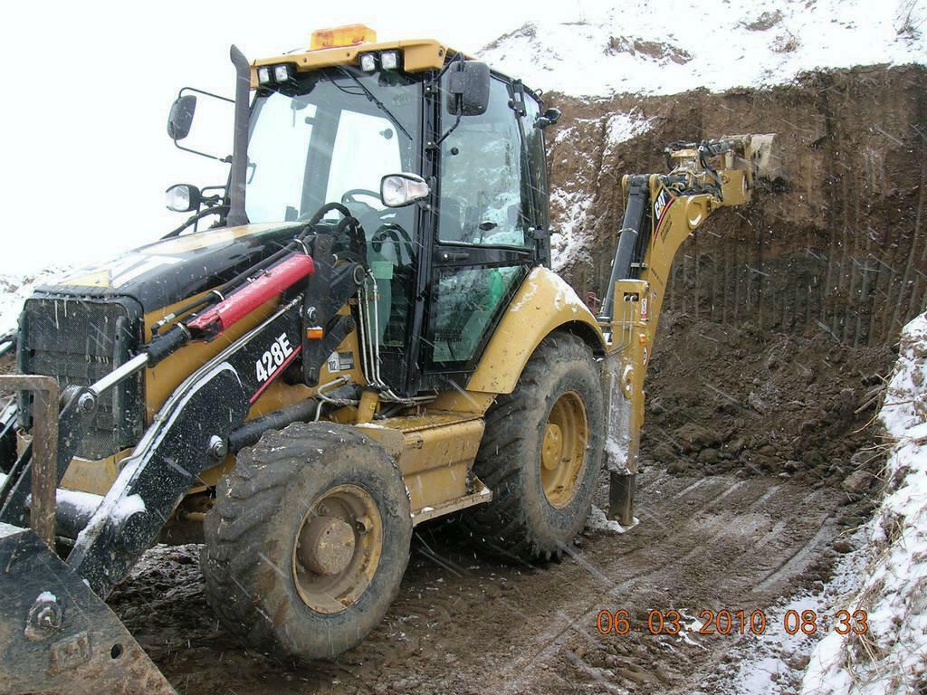 CAT 428E