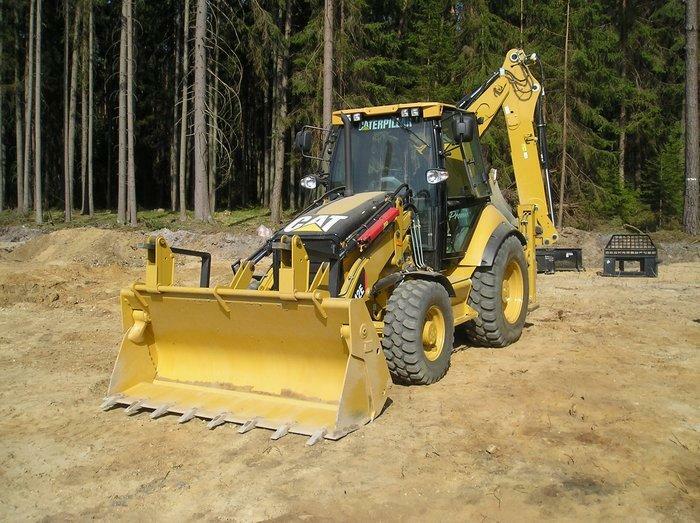 Re: Traktorbagr CAT