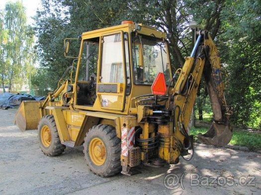Traktorbagr Stavostroj RN 030