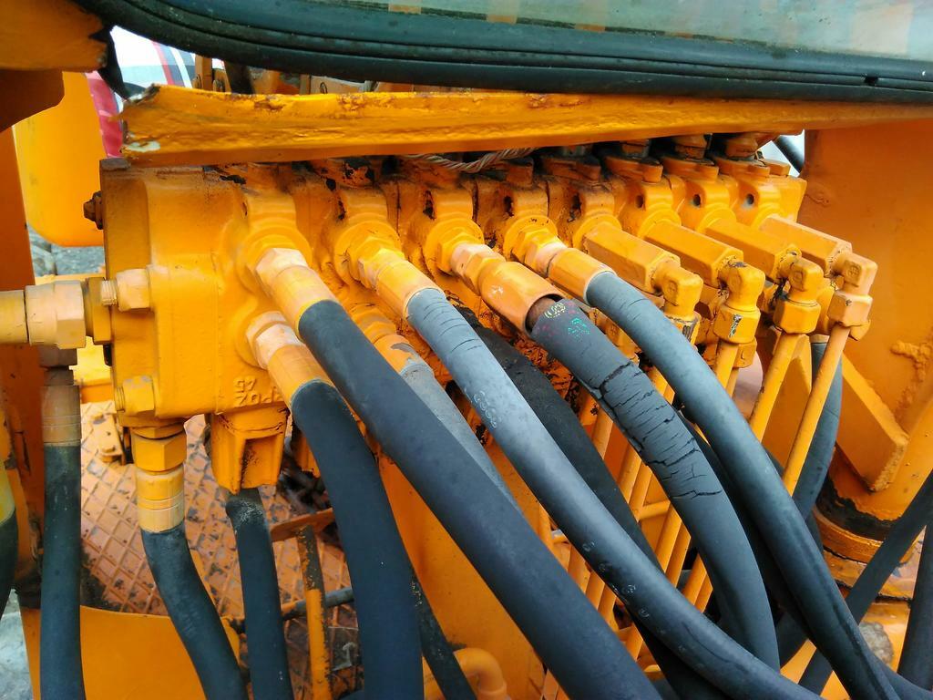 Úprava hydraulického rozdělovače (na Longhini Idrodumper)