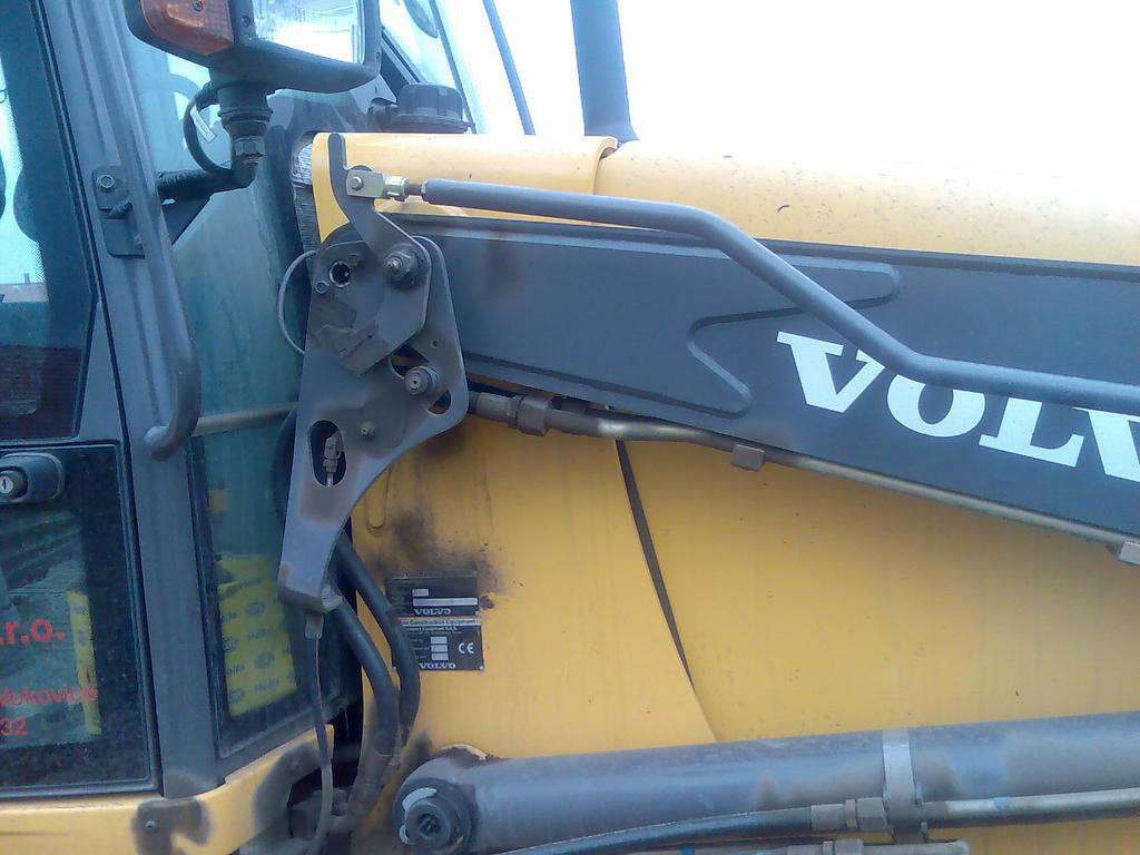 Re: Volvo BL71