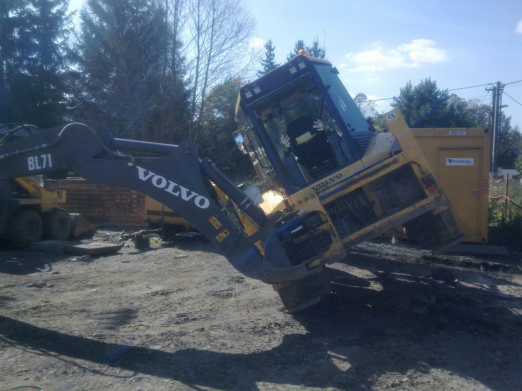Re: Volvo BL 71