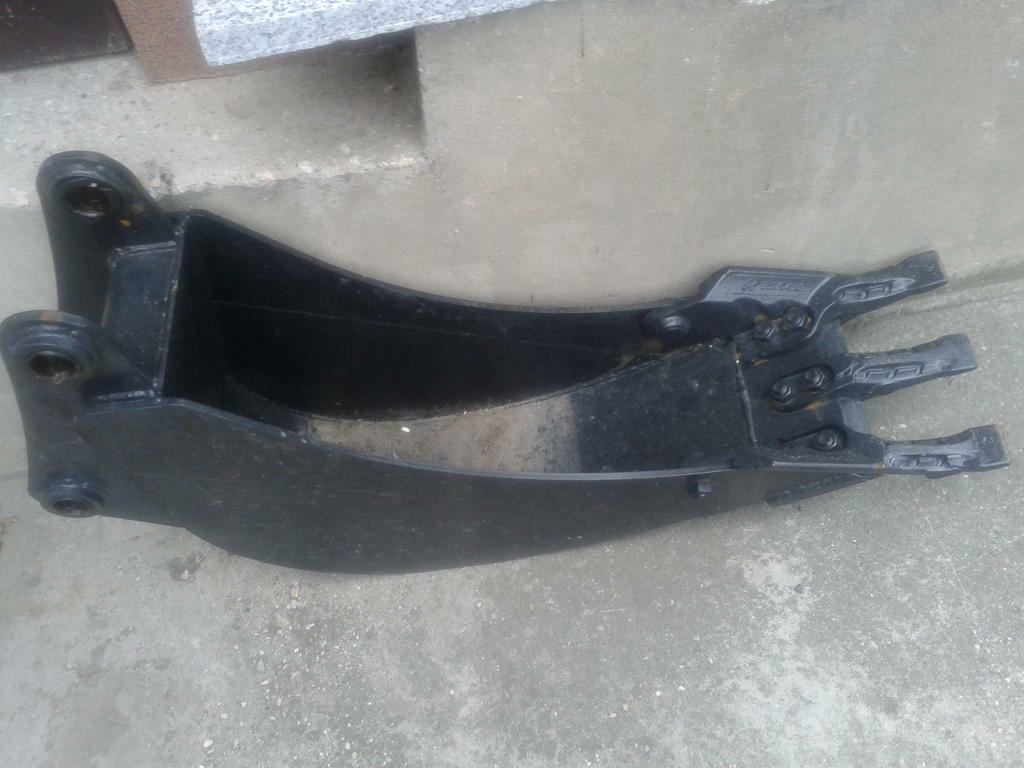 Podkopová lžíce 300mm na JCB 
