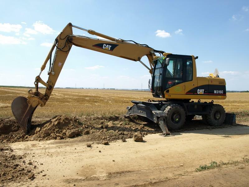 Cat 315C --- Prosím o radu, Vaše zkušenosti