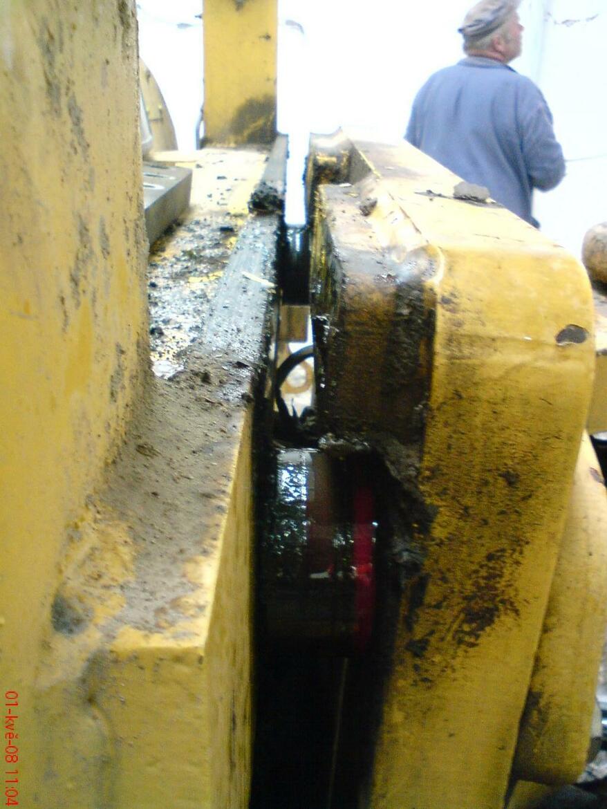 Re: Komatsu WB 93R