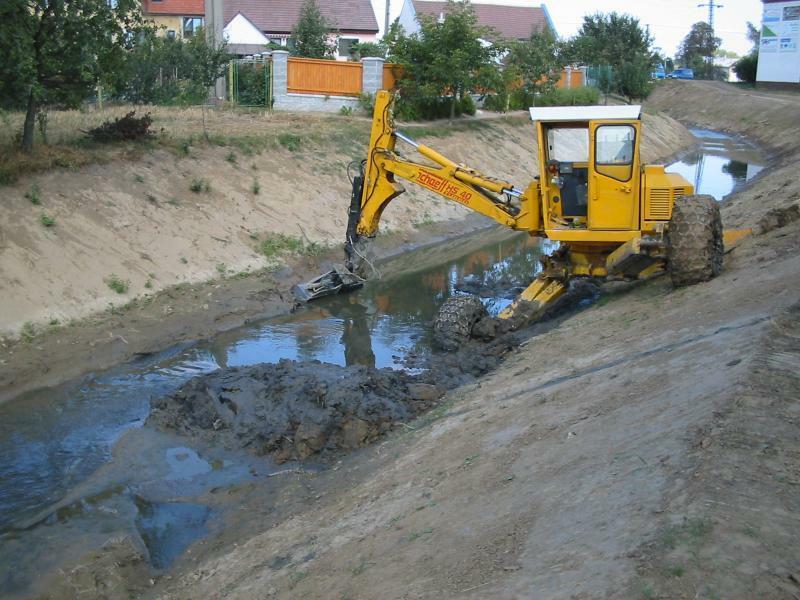 Re: Kráčející bagr