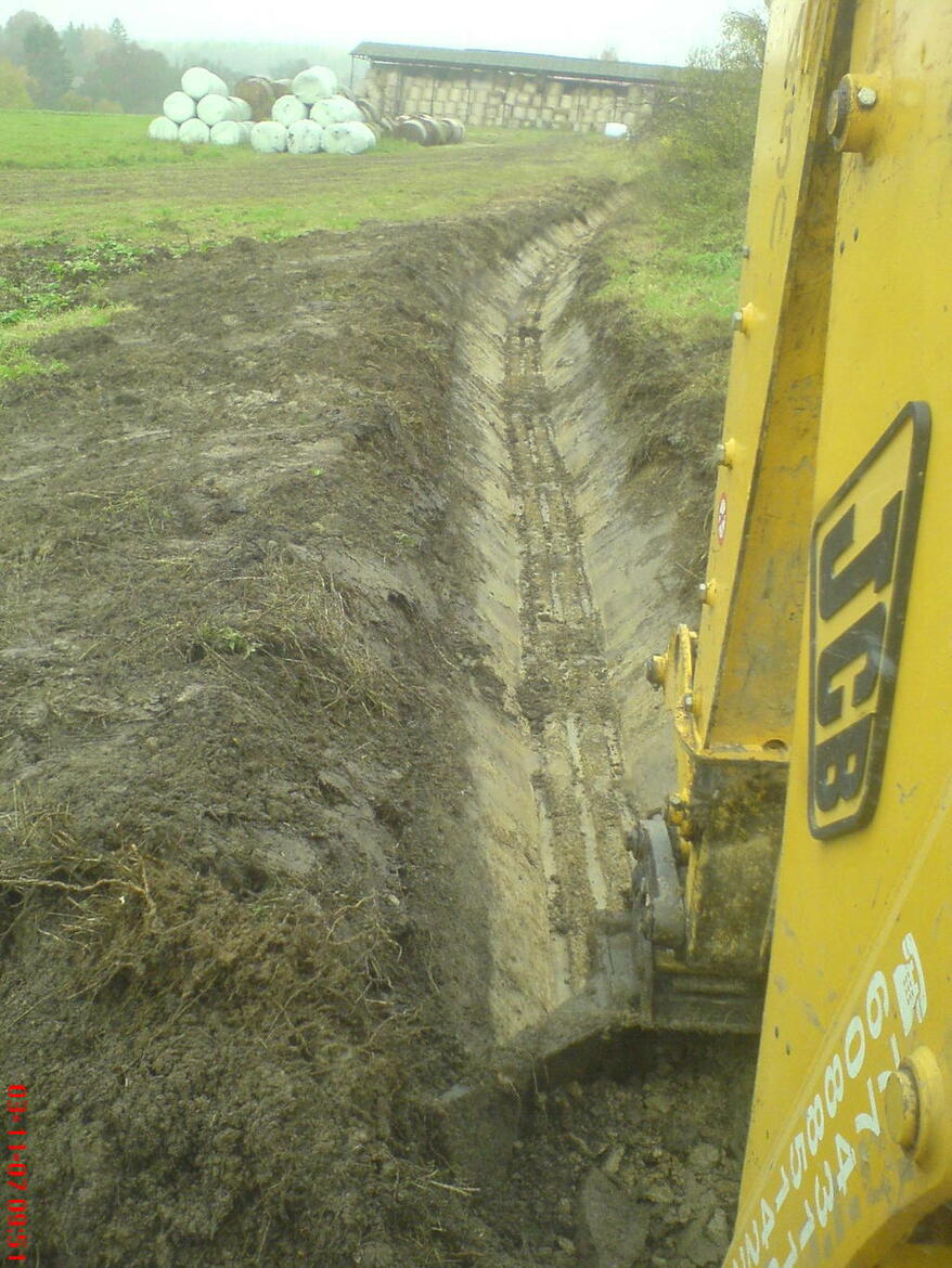 takových výkopů kopeme km