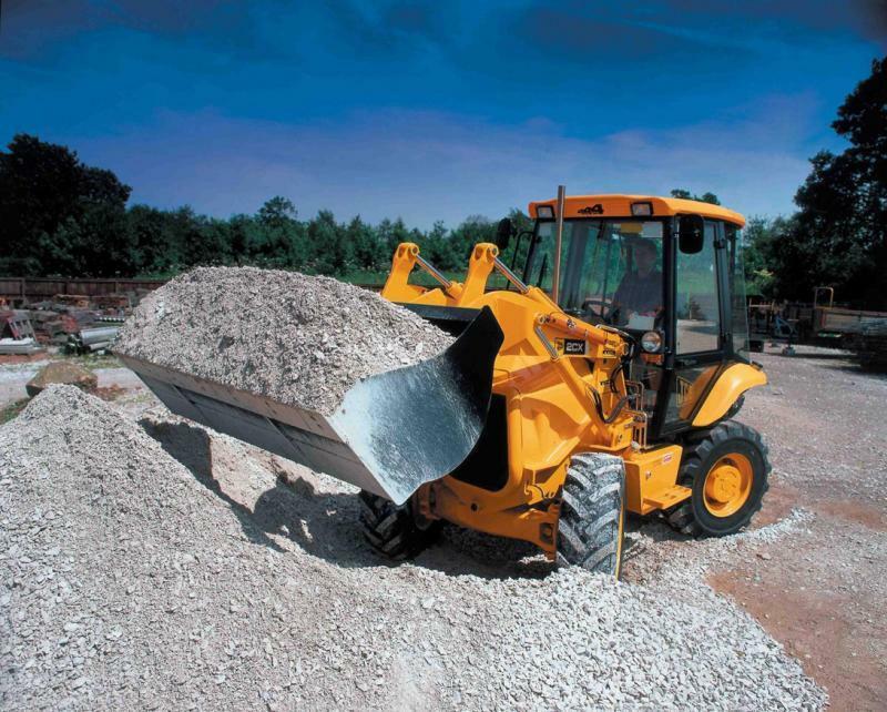 Re: Jaký rypadlonakladač do 3500kg.