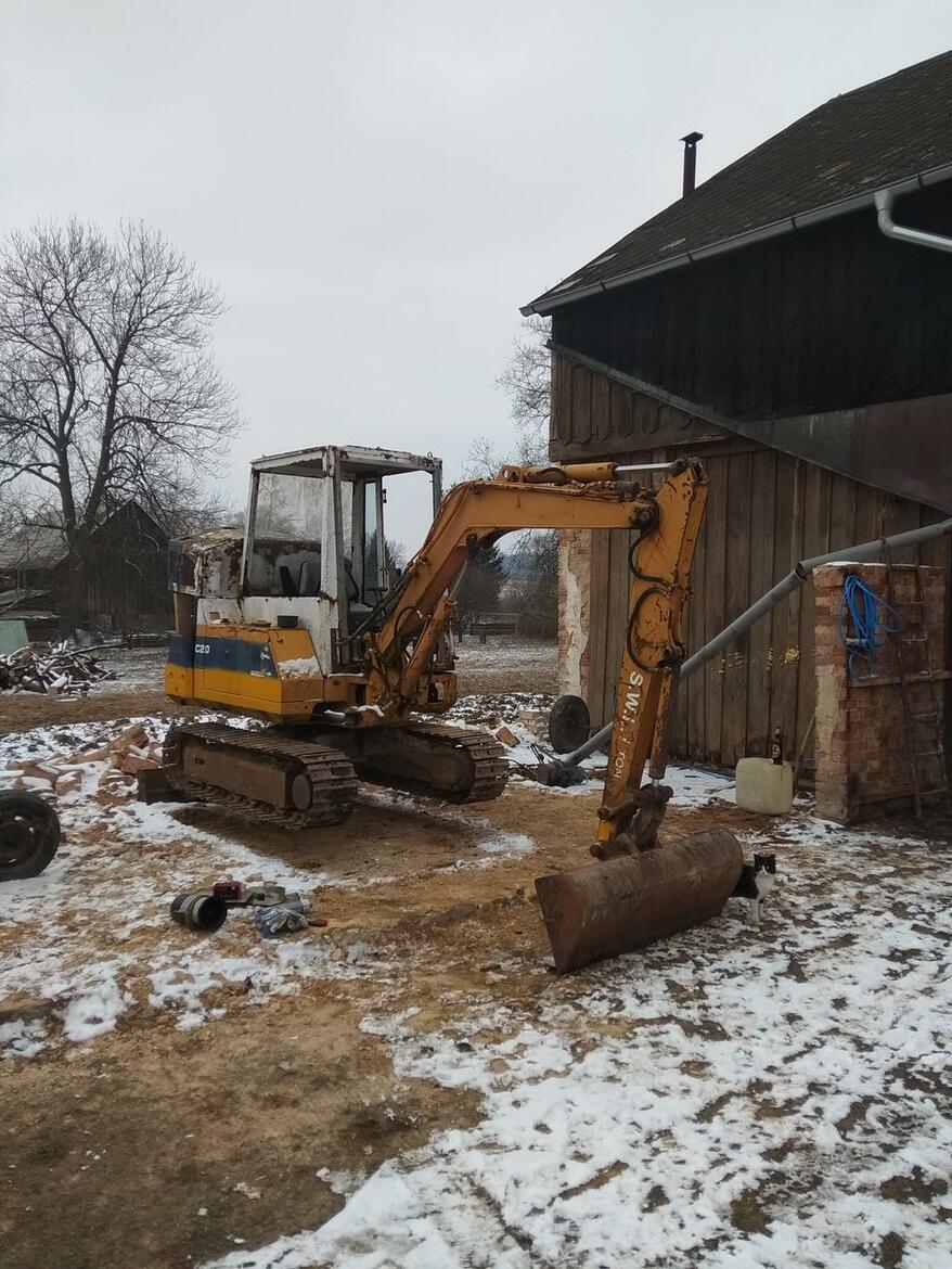 Prosím o pomoc kopátko Komatsu PC 20