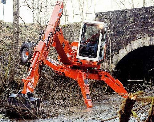 Schaeff(terex)HS 41 a nebo Menzi Muck 6000 ? 