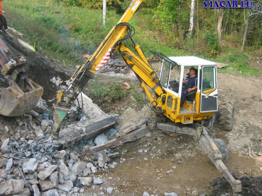 Schaeff(terex)HS 41 a nebo Menzi Muck 6000 ? 