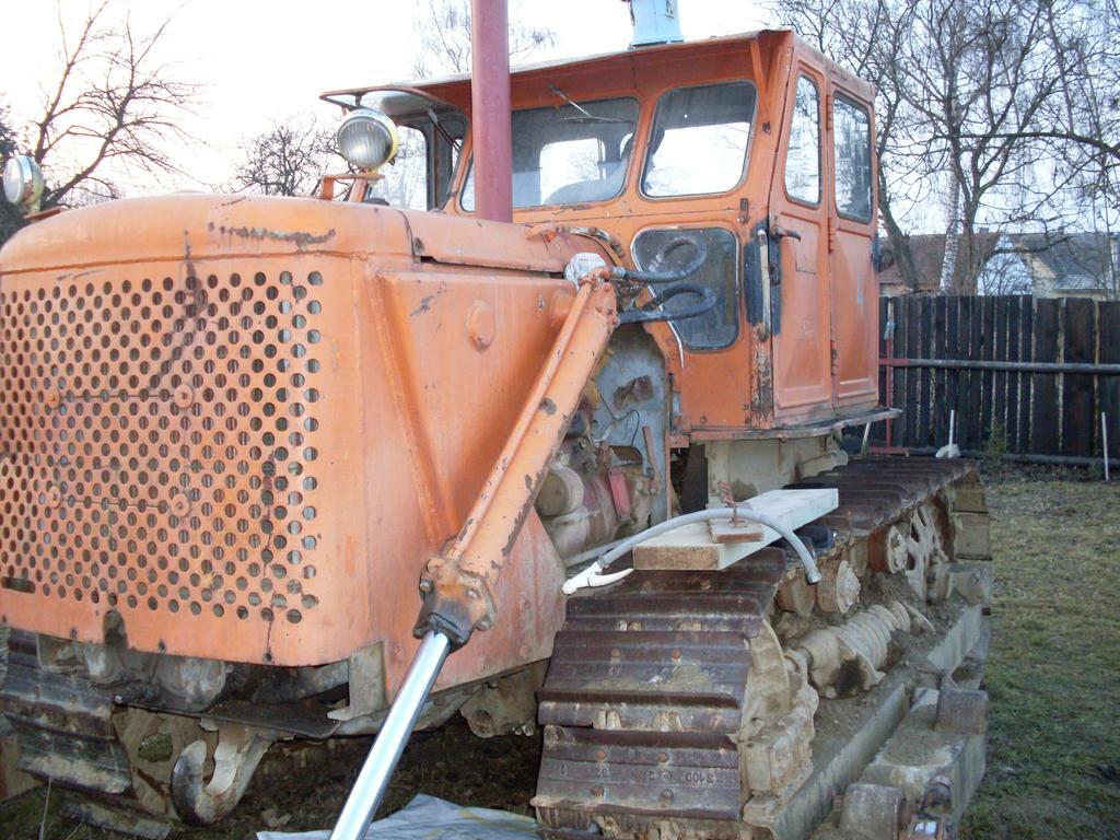 Re: BULDOZER,HLEDAM PRACI
