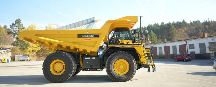 Komatsu HD465-7
